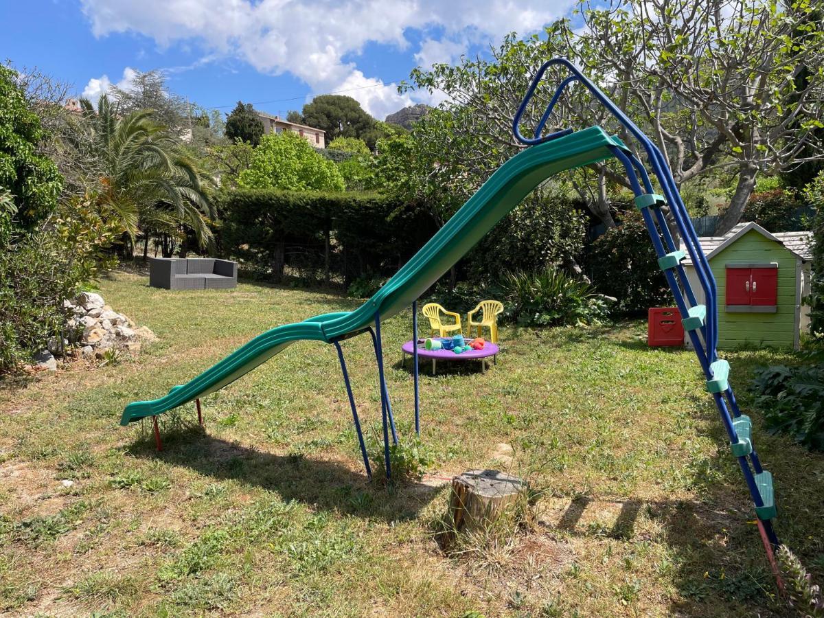 Large Private Garden, Quiet 2-Bedroom Apartment, Air Conditioning, Wifi, Parking Cassis Exterior photo